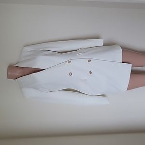 Pretty Little Thing Blazer. Size 6. Cream Color.